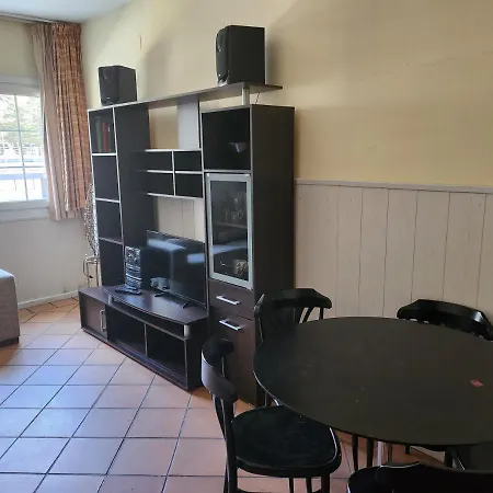 Dornajo En La Plaza Daire *